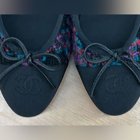 Chanel Tweed  Flats Size 37 / Like New - Picture 5 of 7